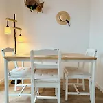 Mood Verso - Townhouse Style